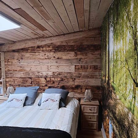 Le P'Tit Nid : Mini Loft Pour 2 A 4 Personnes Tellin Exterior foto