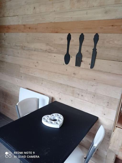 Le P'Tit Nid : Mini Loft Pour 2 A 4 Personnes Tellin Exterior foto