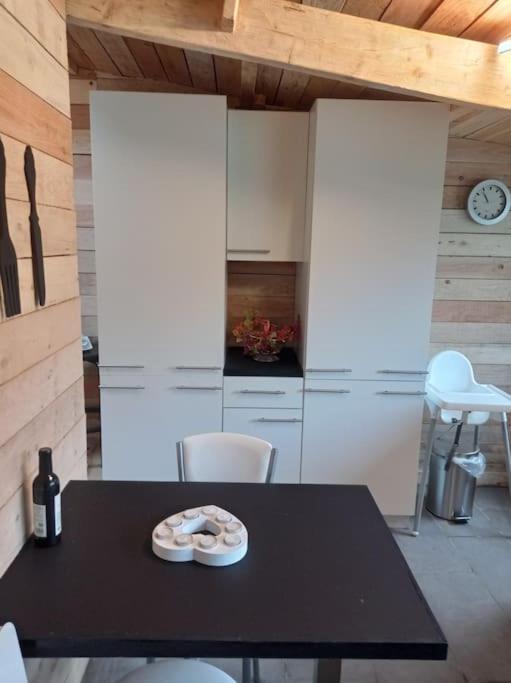 Le P'Tit Nid : Mini Loft Pour 2 A 4 Personnes Tellin Exterior foto