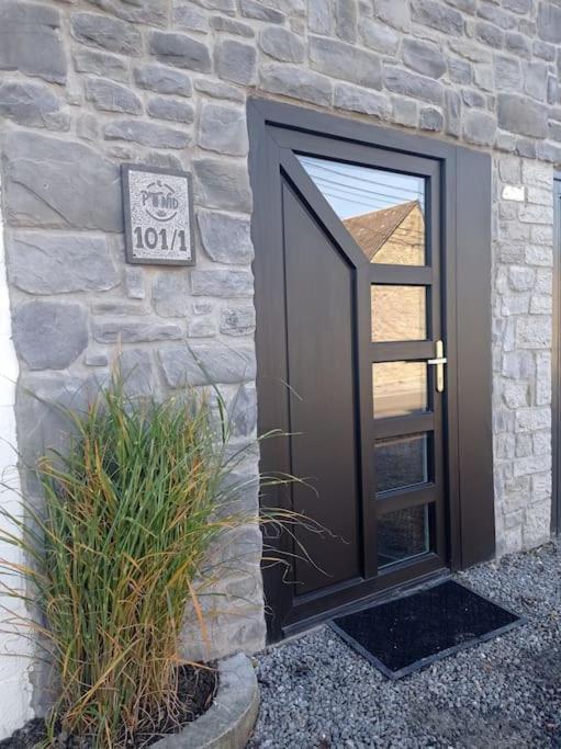 Le P'Tit Nid : Mini Loft Pour 2 A 4 Personnes Tellin Exterior foto