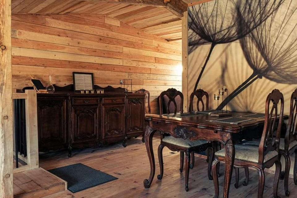 Le P'Tit Nid : Mini Loft Pour 2 A 4 Personnes Tellin Exterior foto