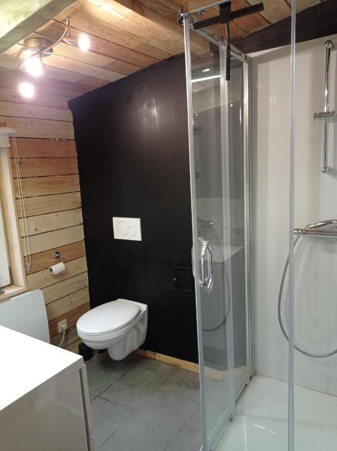 Le P'Tit Nid : Mini Loft Pour 2 A 4 Personnes Tellin Exterior foto